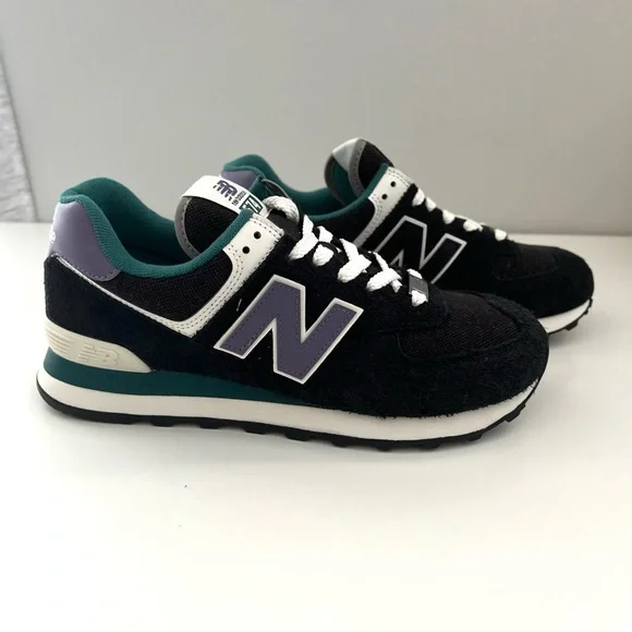🌟New Balance Classics Unisex 574-Black Blue-Women’s 8.5 - Picture 8 of 11